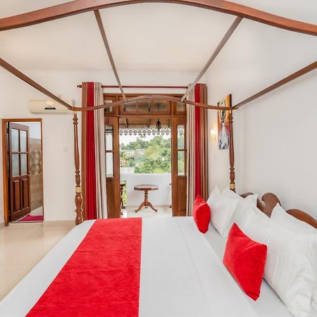 Kandy City Oasis Hotel Bagian luar foto